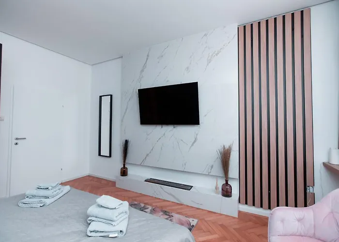 Petit Luxe Vienna