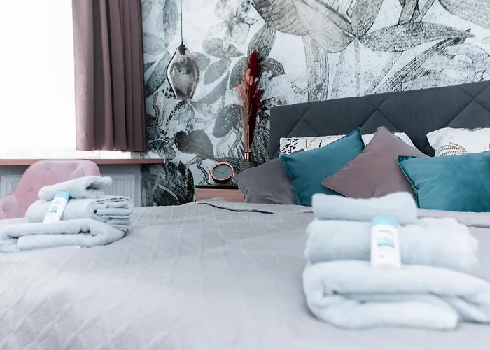 Petit Luxe