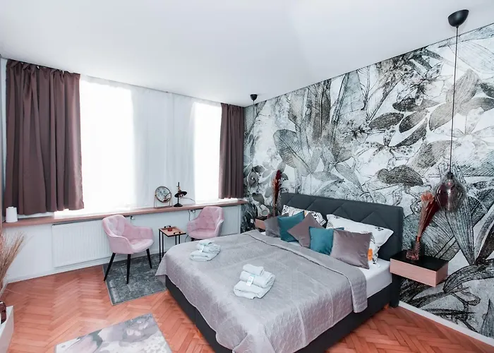 Petit Luxe Apartment